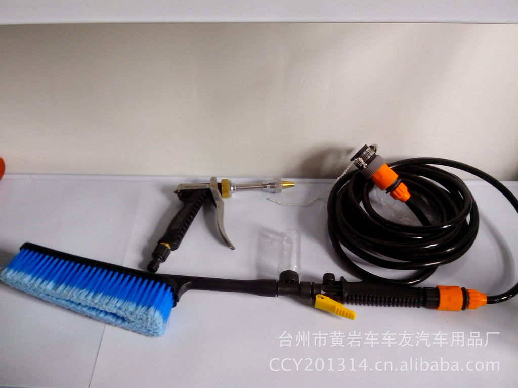 洗车高压喷水枪 高品质汽车清洁工具的选择